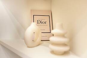 Aiastay Bucharest River Apartments