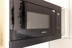 Aiastay Bucharest River Apartments