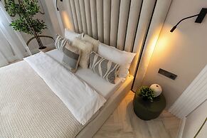 Aiastay Bucharest River Apartments