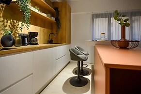 Aiastay Bucharest River Apartments