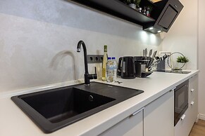 Aiastay Bucharest River Apartments