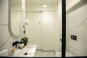 Aiastay Bucharest River Apartments