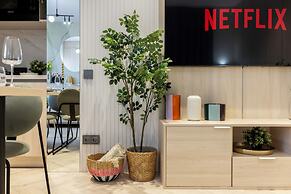 Aiastay Bucharest River Apartments