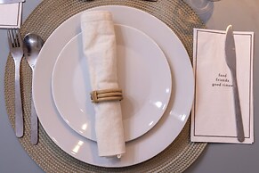 Aiastay Bucharest River Apartments