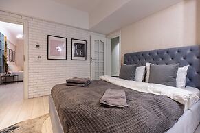 Aiastay Bucharest River Apartments