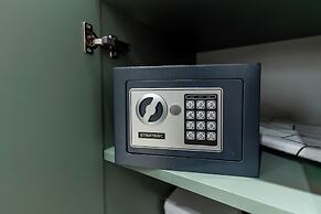 Aiastay Bucharest River Apartments