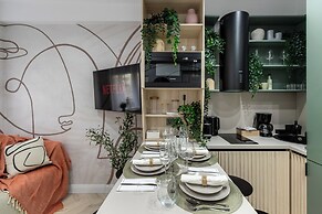 Aiastay Bucharest River Apartments