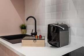 Aiastay Bucharest River Apartments