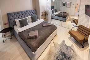 Aiastay Bucharest River Apartments