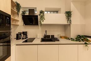 Aiastay Bucharest River Apartments