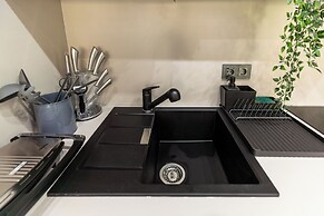 Aiastay Bucharest River Apartments