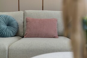 Aiastay Bucharest River Apartments