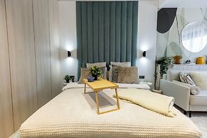 Aiastay Bucharest River Apartments