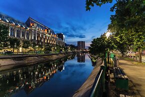 Aiastay Bucharest River Apartments
