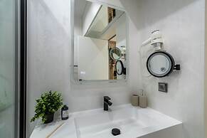 Aiastay Bucharest River Apartments