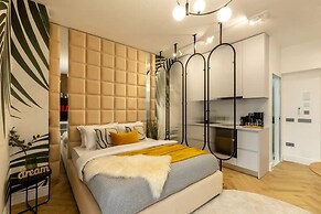 Aiastay Bucharest River Apartments