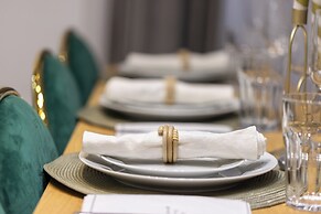 Aiastay Bucharest River Apartments