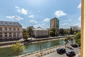Aiastay Bucharest River Apartments