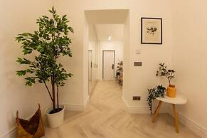 Aiastay Bucharest River Apartments