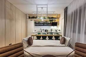 Aiastay Bucharest River Apartments