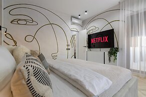 Aiastay Bucharest River Apartments