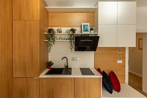 Aiastay Bucharest River Apartments