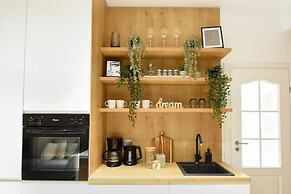 Aiastay Bucharest River Apartments