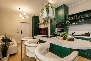 Aiastay Bucharest River Apartments