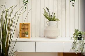 Aiastay Bucharest River Apartments