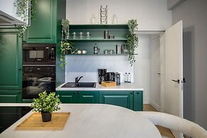 Aiastay Bucharest River Apartments