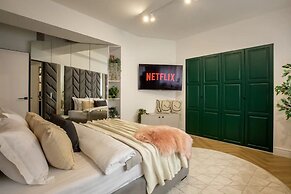 Aiastay Bucharest River Apartments