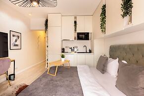 Aiastay Bucharest River Apartments