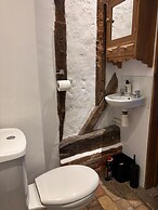 Countryside Cottage- Bulmer- Sleeps 6-pet Friendly