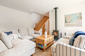 Home Farm Barn - From 500 Per Night