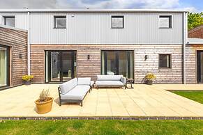 Home Farm Barn - From 500 Per Night