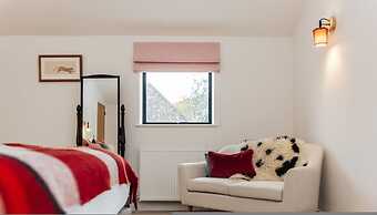 Home Farm Barn - From 500 Per Night