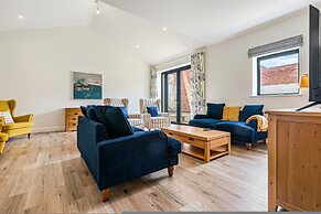 Home Farm Barn - From 500 Per Night