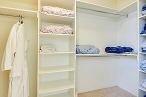 6 Mi to Grove Creek Canyon Trail: Abode w/ Views