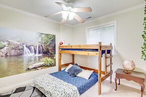 6 Mi to Grove Creek Canyon Trail: Abode w/ Views