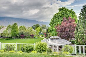 6 Mi to Grove Creek Canyon Trail: Abode w/ Views
