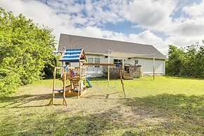Private Deck & Yard: Lehigh Acres Family Home