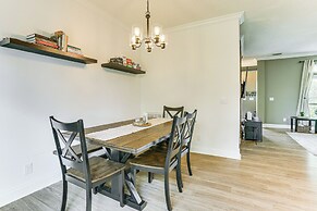 Private Deck & Yard: Lehigh Acres Family Home