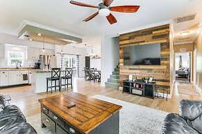 Private Deck & Yard: Lehigh Acres Family Home