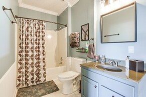 Private Deck & Yard: Lehigh Acres Family Home