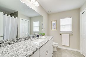 Hike, Paddle & Explore: Home w/ Lanai in Ocala