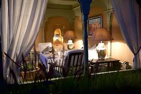 Charming Mini Riad 2 Bedrooms Shared Pool