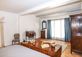 Proven ale House With Pool and spa
