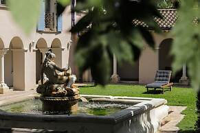 Proven ale House With Pool and spa