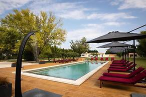 Proven ale House With Pool and spa