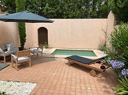 Proven ale House With Pool and spa